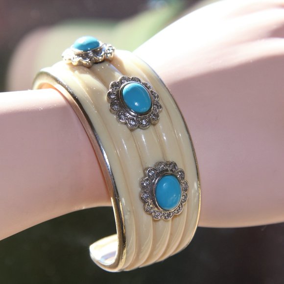 Miriam Salat Jewelry - Miriam Salat Turquoise Cabochon Sterling Cuff
